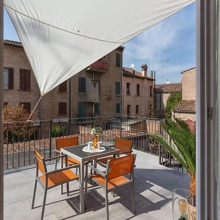 Ferrara Casa Dell'Archivolto Con Garage Apartment Bagian luar foto