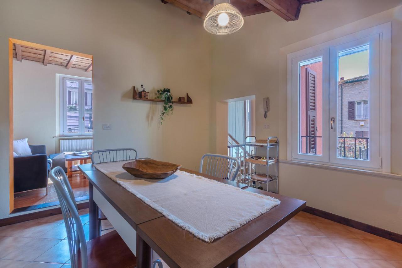 Ferrara Casa Dell'Archivolto Con Garage Apartment Bagian luar foto