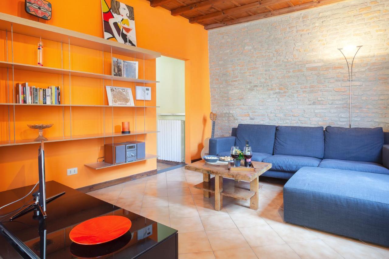 Ferrara Casa Dell'Archivolto Con Garage Apartment Bagian luar foto