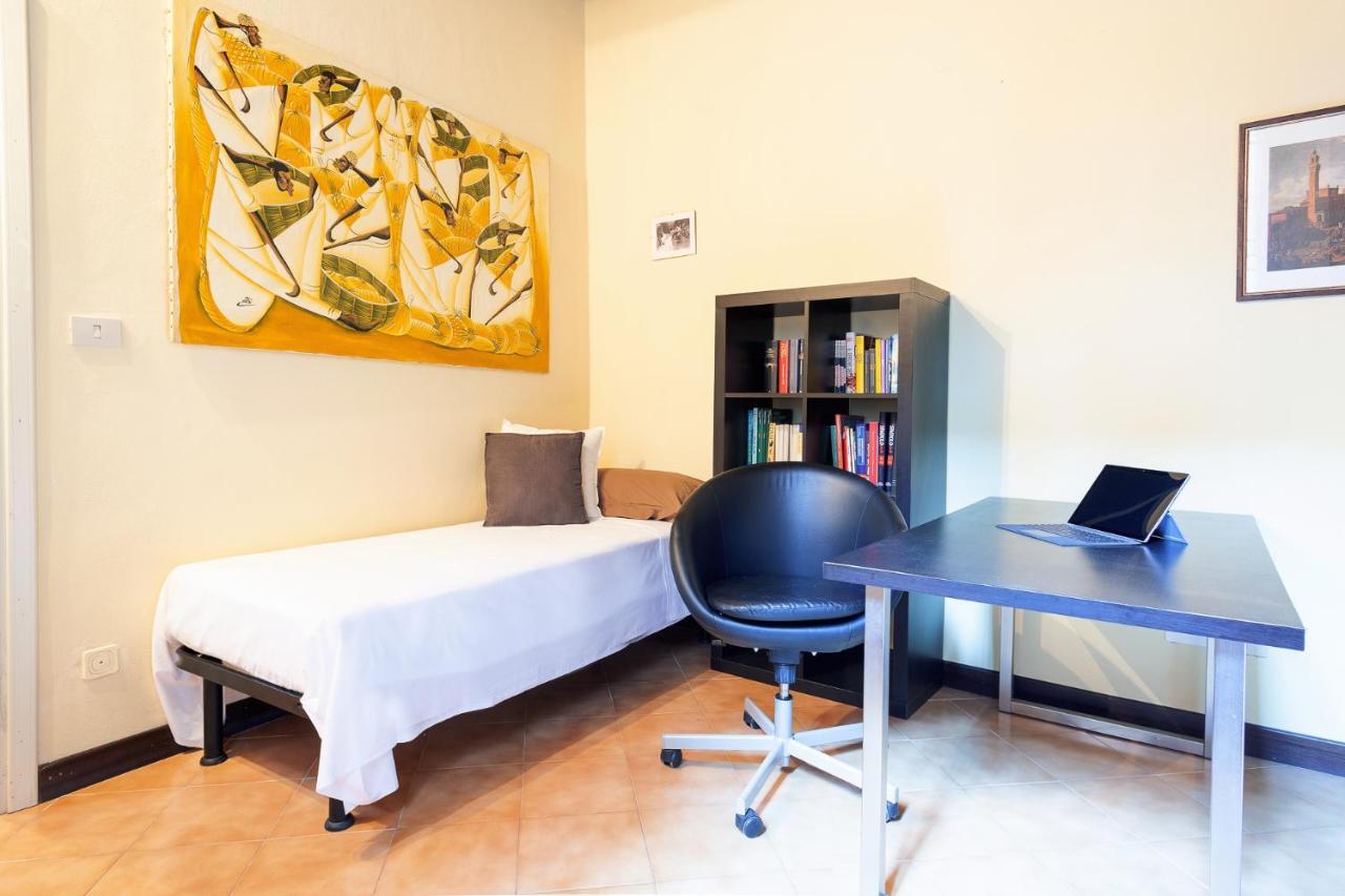 Ferrara Casa Dell'Archivolto Con Garage Apartment Bagian luar foto